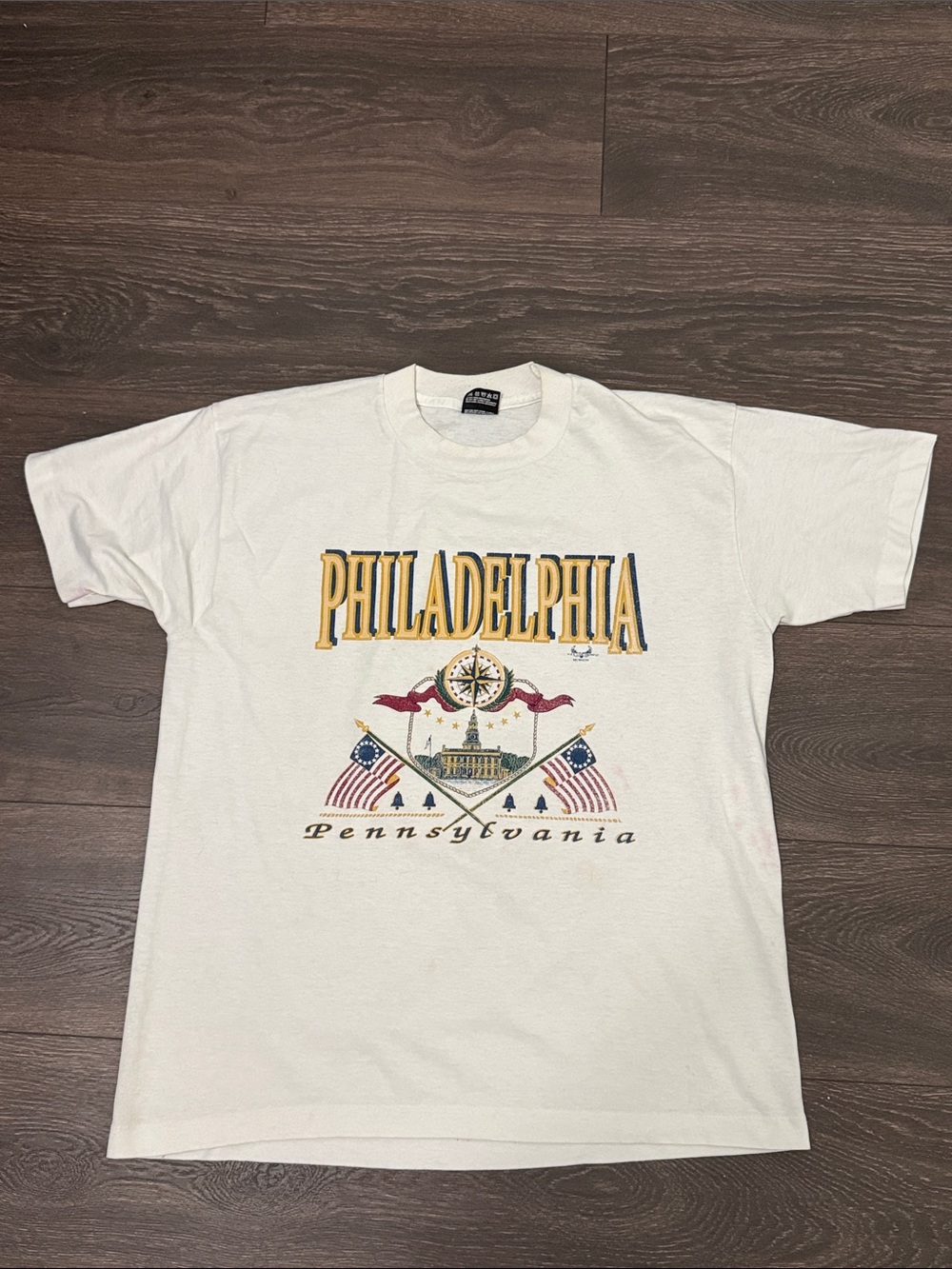 Vintage 90s Philadelphia Pennsylvania Souvenir T-Shirt